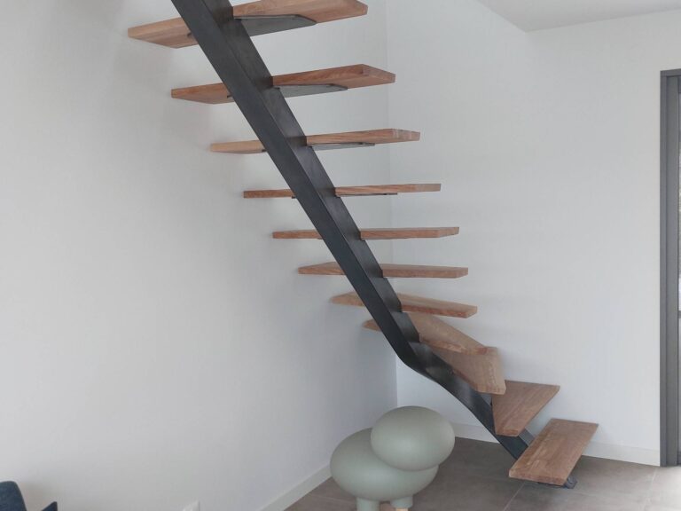 Escalier sur mesure débillardé
